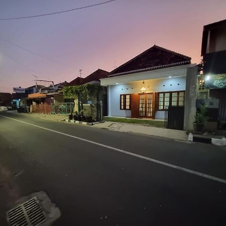 House Of Kadipaten Yogyakarta Eksteriør bilde
