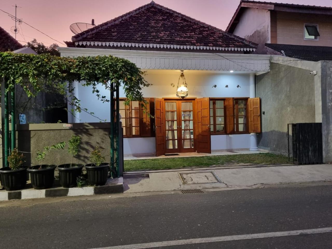 House Of Kadipaten Yogyakarta Eksteriør bilde